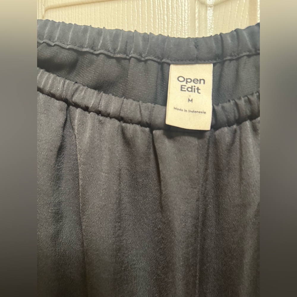 Open Edit Icon Pull On Wide Leg Satin like Pants - Picture 10 of 13